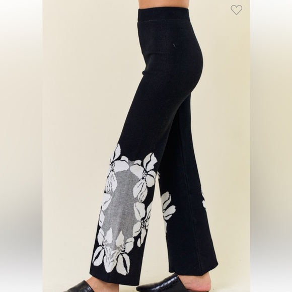 New nwt On Blue black sweater knit pants as S M L so cute!!🎄🎁 - Picture 3 of 3